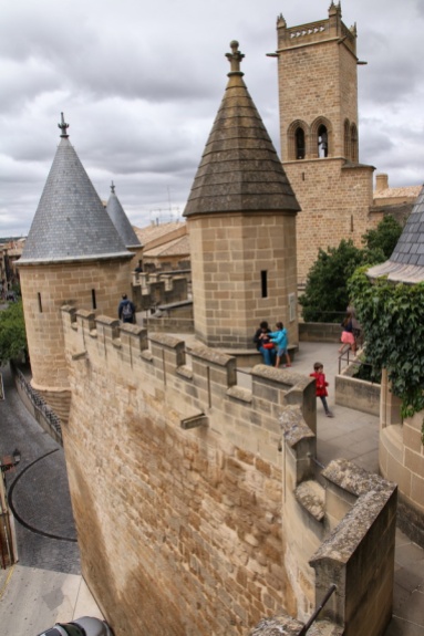 Le château des rois de Navarre (Olite, Espagne).